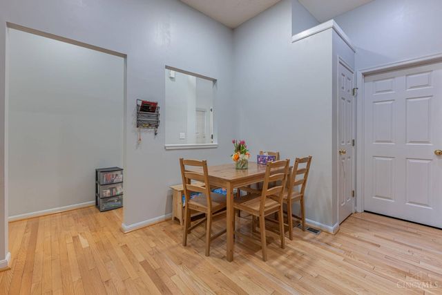 6552 Twin Lakes Drive, Mason, OH 45040