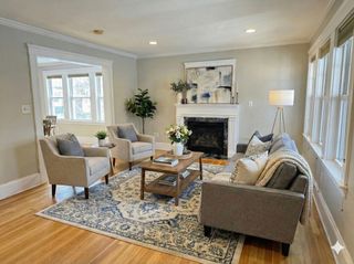 129 Hillside Rd. 1, Watertown, MA 02472