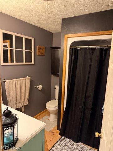 64 Viscose Road, Parkersburg, WV 26101