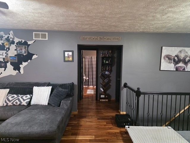 64 Viscose Road, Parkersburg, WV 26101