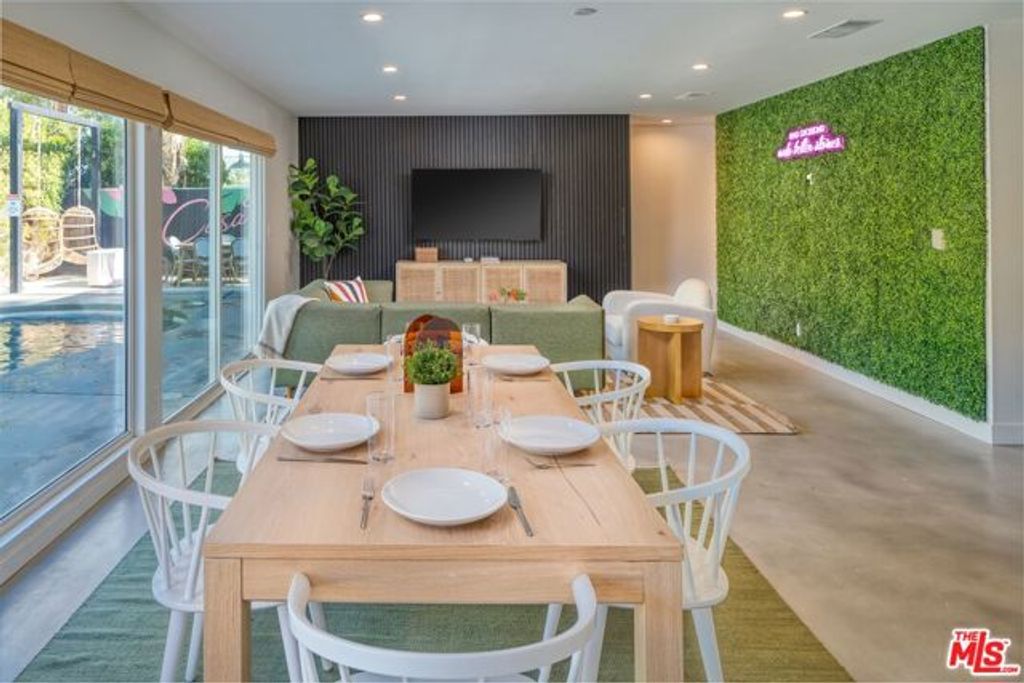 3730 E Camino San Miguel, Palm Springs, CA 92264