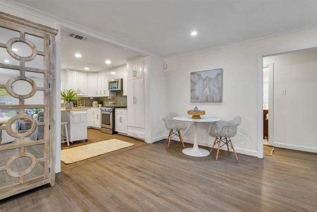 6514 Kenwell Street, Dallas, TX 75209