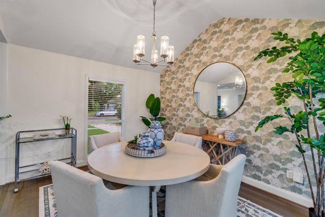 6514 Kenwell Street, Dallas, TX 75209