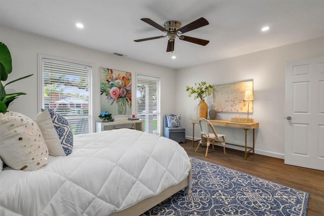 6514 Kenwell Street, Dallas, TX 75209