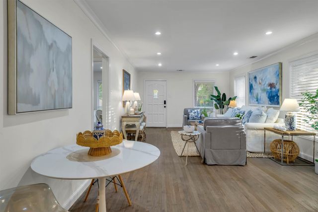 6514 Kenwell Street, Dallas, TX 75209