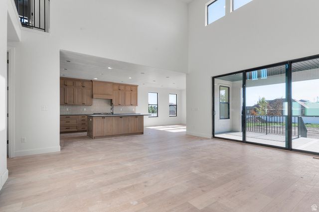 34 S PRESTON ST, Kaysville, UT 84037