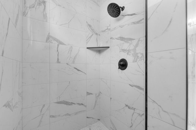 34 S PRESTON ST, Kaysville, UT 84037