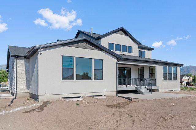 34 S PRESTON ST, Kaysville, UT 84037