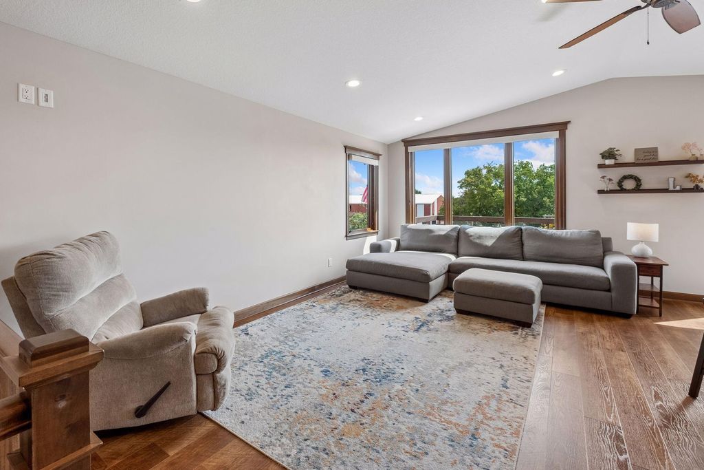21560 Blaine Avenue, Farmington, MN 55024 — photo 4