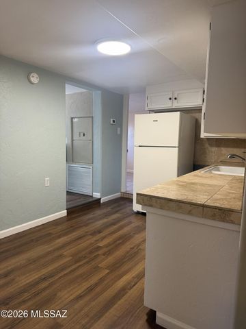 3532 E Lee Street, Tucson, AZ 85716