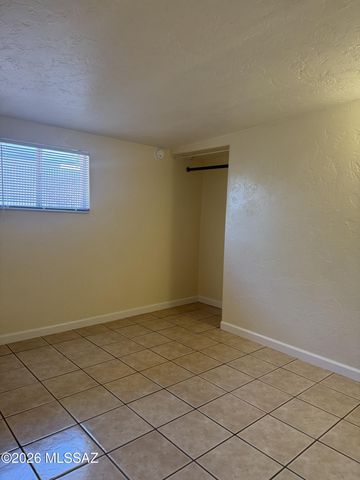 3532 E Lee Street, Tucson, AZ 85716