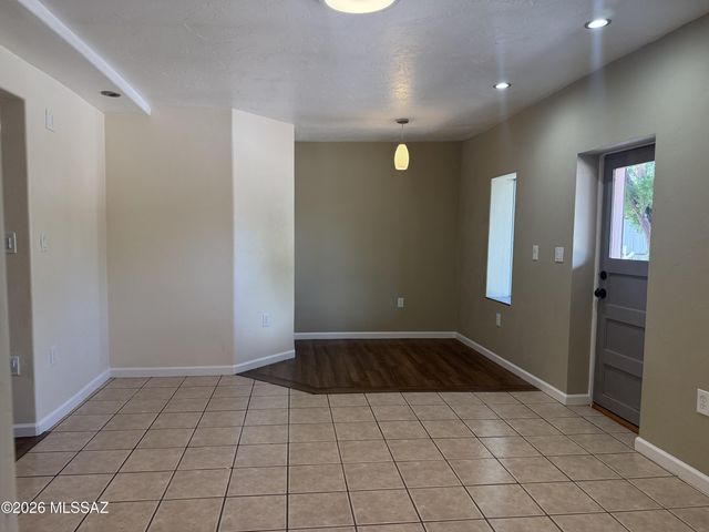 3532 E Lee Street, Tucson, AZ 85716