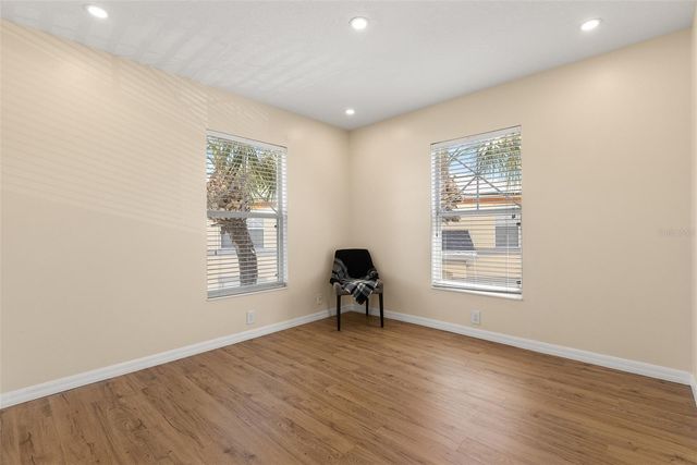 3852 MANDALAY DRIVE, St Petersburg, FL 33705