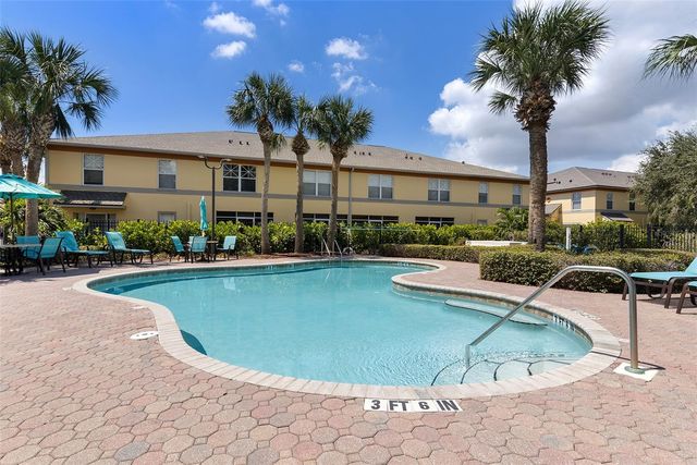 3852 MANDALAY DRIVE, St Petersburg, FL 33705