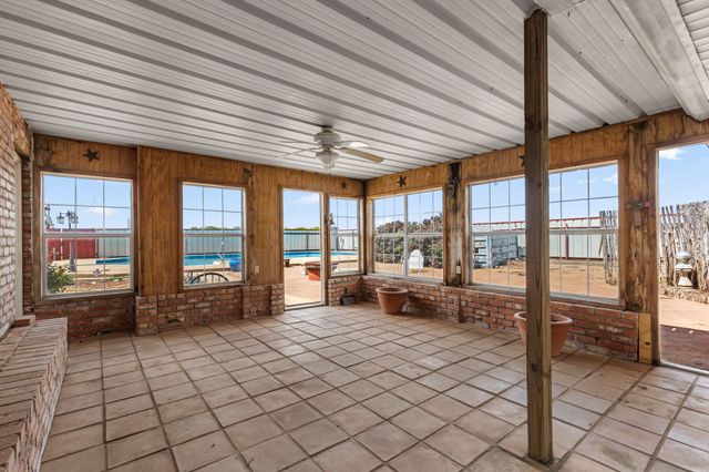 402 N FM 369, Pleasant Valley, TX 76367