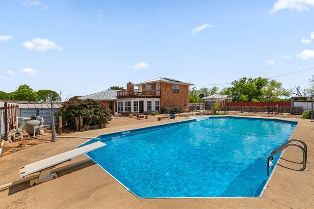402 N FM 369, Pleasant Valley, TX 76367