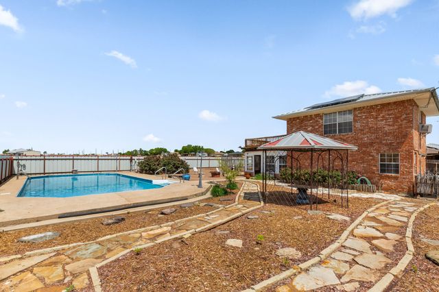 402 N FM 369, Pleasant Valley, TX 76367