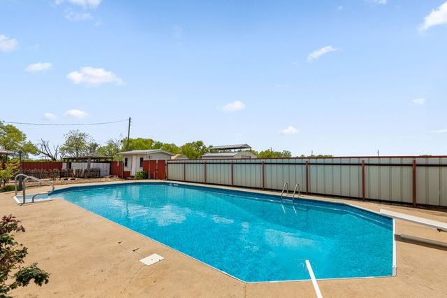 402 N FM 369, Pleasant Valley, TX 76367
