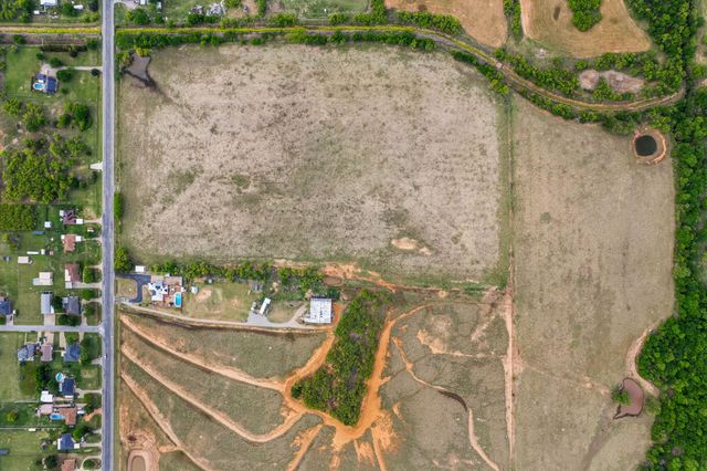 402 N FM 369, Pleasant Valley, TX 76367
