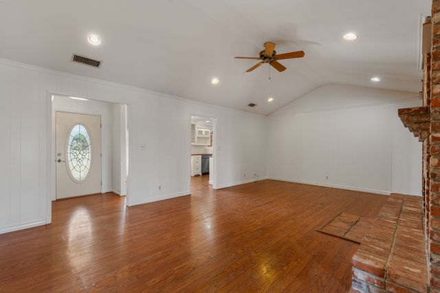 402 N FM 369, Pleasant Valley, TX 76367