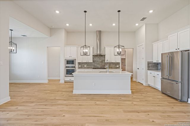 257 Lawrence Drive, Castroville, TX 78009