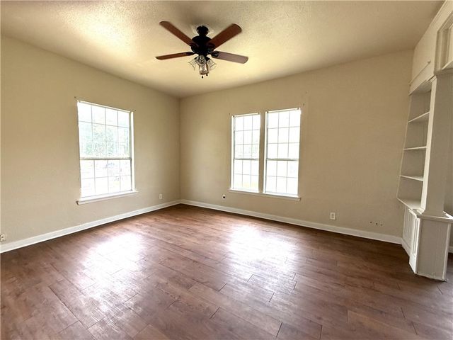 4129 Barrera Dr, Corpus Christi, TX 78416
