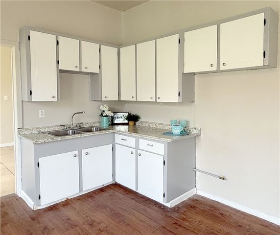 4129 Barrera Dr, Corpus Christi, TX 78416