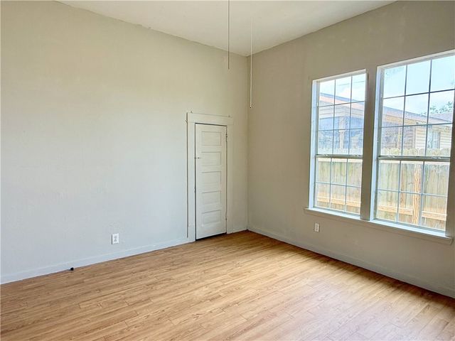 4129 Barrera Dr, Corpus Christi, TX 78416