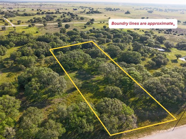 49 Shorebird Lane, Columbus, TX 78934