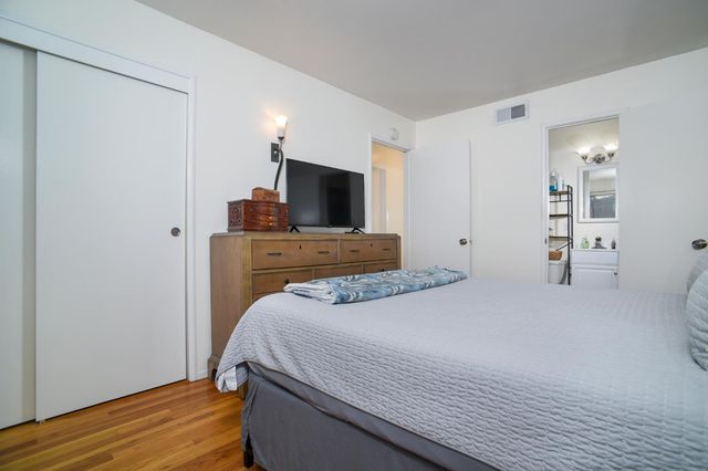 6820 Admiral Ave, Fair Oaks, CA 95628