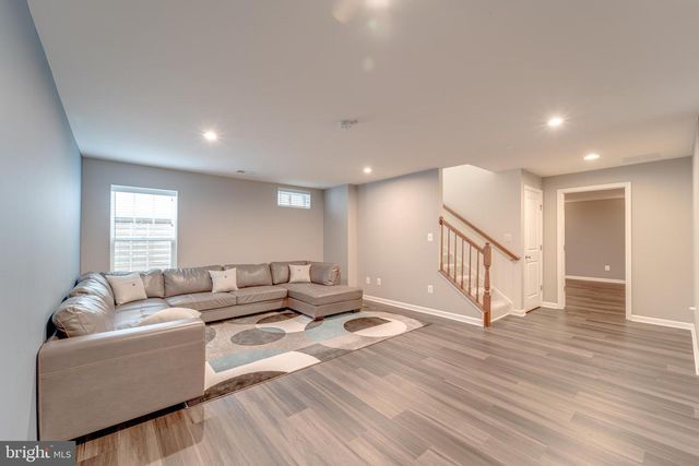 990 FORSYTHIA LN, Stafford, VA 22554