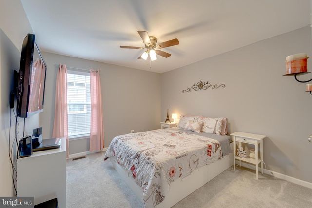 990 FORSYTHIA LN, Stafford, VA 22554