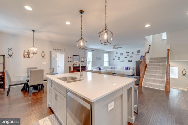 990 FORSYTHIA LN, Stafford, VA 22554
