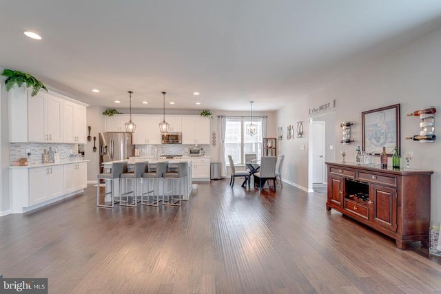 990 FORSYTHIA LN, Stafford, VA 22554