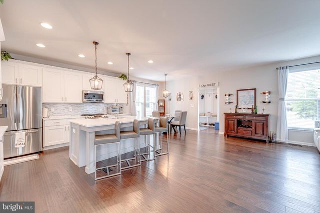 990 FORSYTHIA LN, Stafford, VA 22554