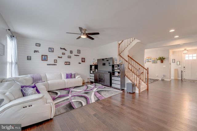 990 FORSYTHIA LN, Stafford, VA 22554