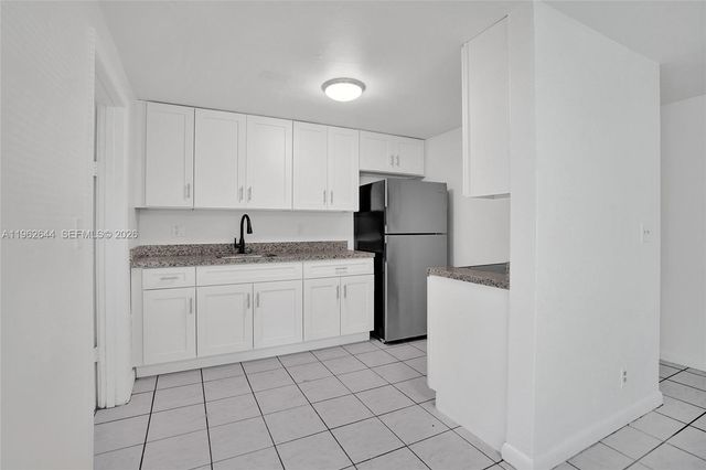 307 NW 11th Ave, Delray Beach, FL 33444