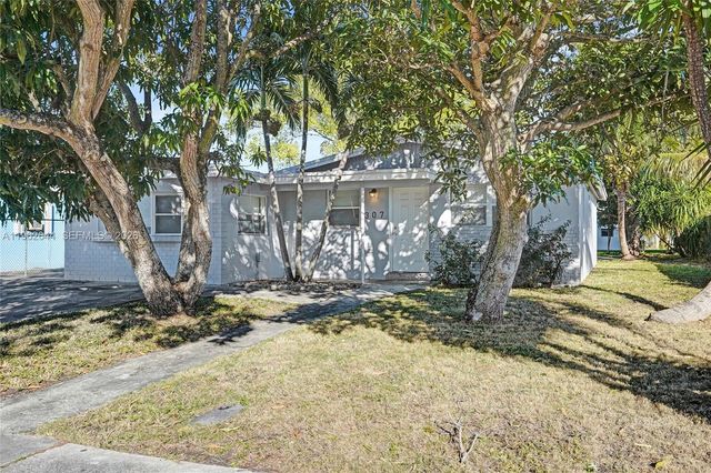 307 NW 11th Ave, Delray Beach, FL 33444