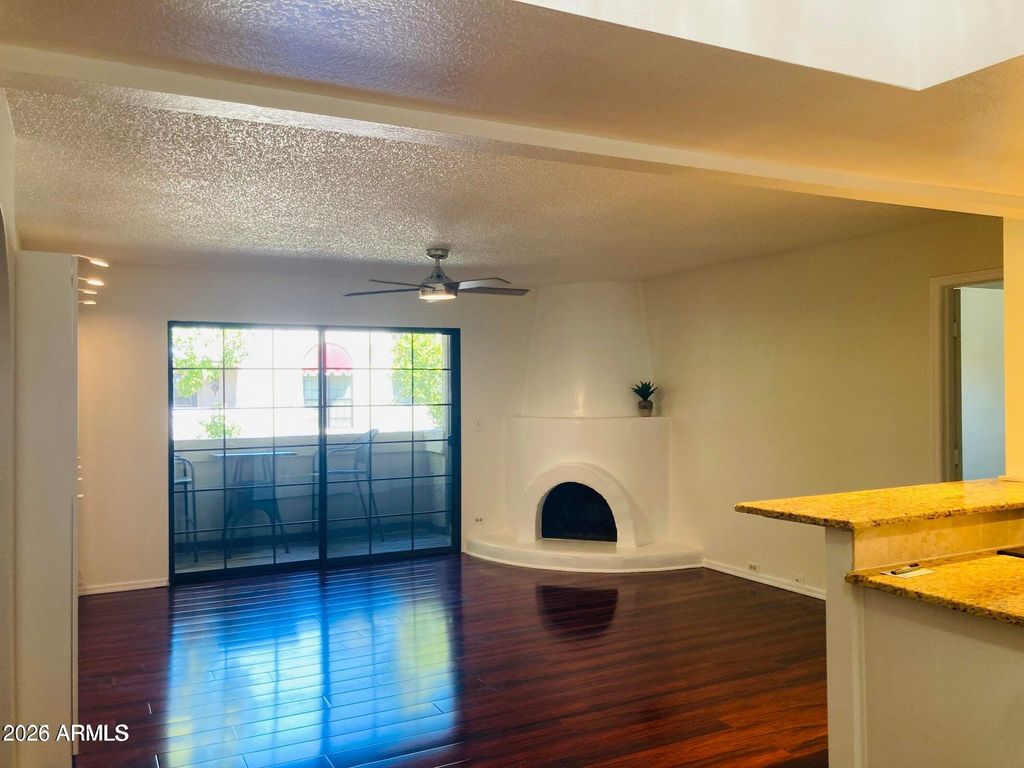 7557 N DREAMY DRAW Drive 276, Phoenix, AZ 85020 — photo 2