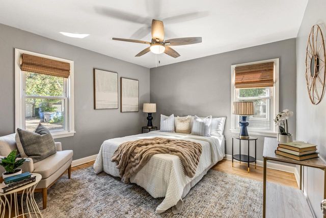 112 E Henry Clay STREET, Whitefish Bay, WI 53217