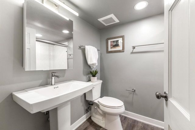 112 E Henry Clay STREET, Whitefish Bay, WI 53217