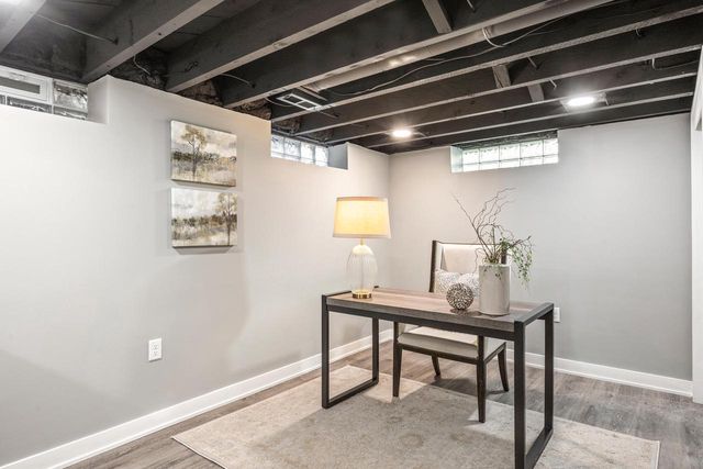 112 E Henry Clay STREET, Whitefish Bay, WI 53217
