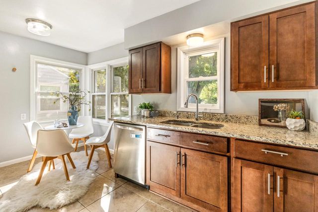 112 E Henry Clay STREET, Whitefish Bay, WI 53217