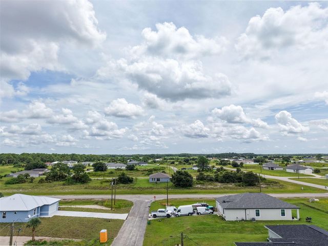 8005 MELODY CIRCLE, Labelle, FL 33935