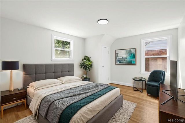 17421 Quincy Street, Detroit, MI 48221