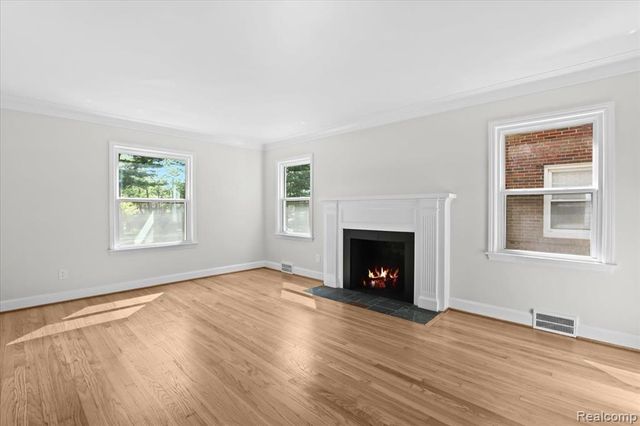 17421 Quincy Street, Detroit, MI 48221