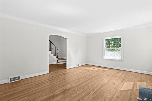 17421 Quincy Street, Detroit, MI 48221