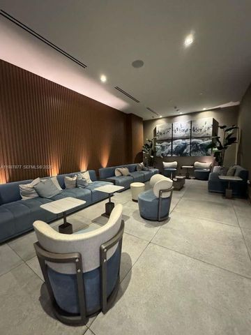 239 SW 9th St 1704, Miami, FL 33130