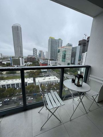 239 SW 9th St 1704, Miami, FL 33130