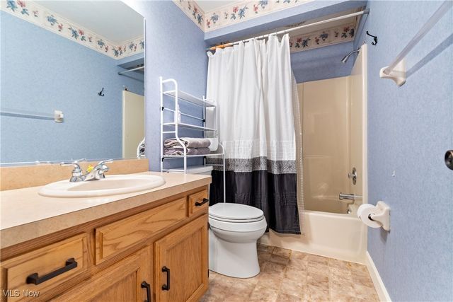 120 Sturbridge Drive 5195, Medina, OH 44256